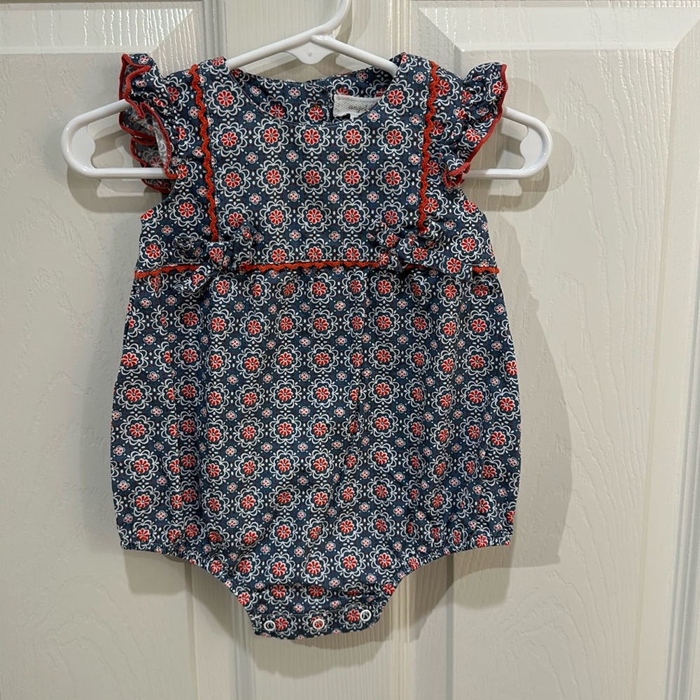 SUPER SWEET 3-6 month Angel Dear Outfit